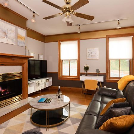 Riverboat Suites กาลีนา ภายนอก รูปภาพ