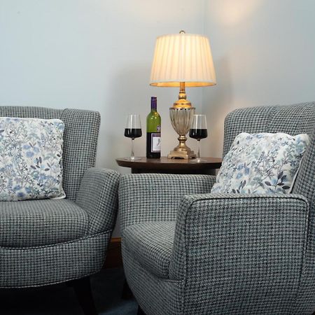 Riverboat Suites กาลีนา ภายนอก รูปภาพ