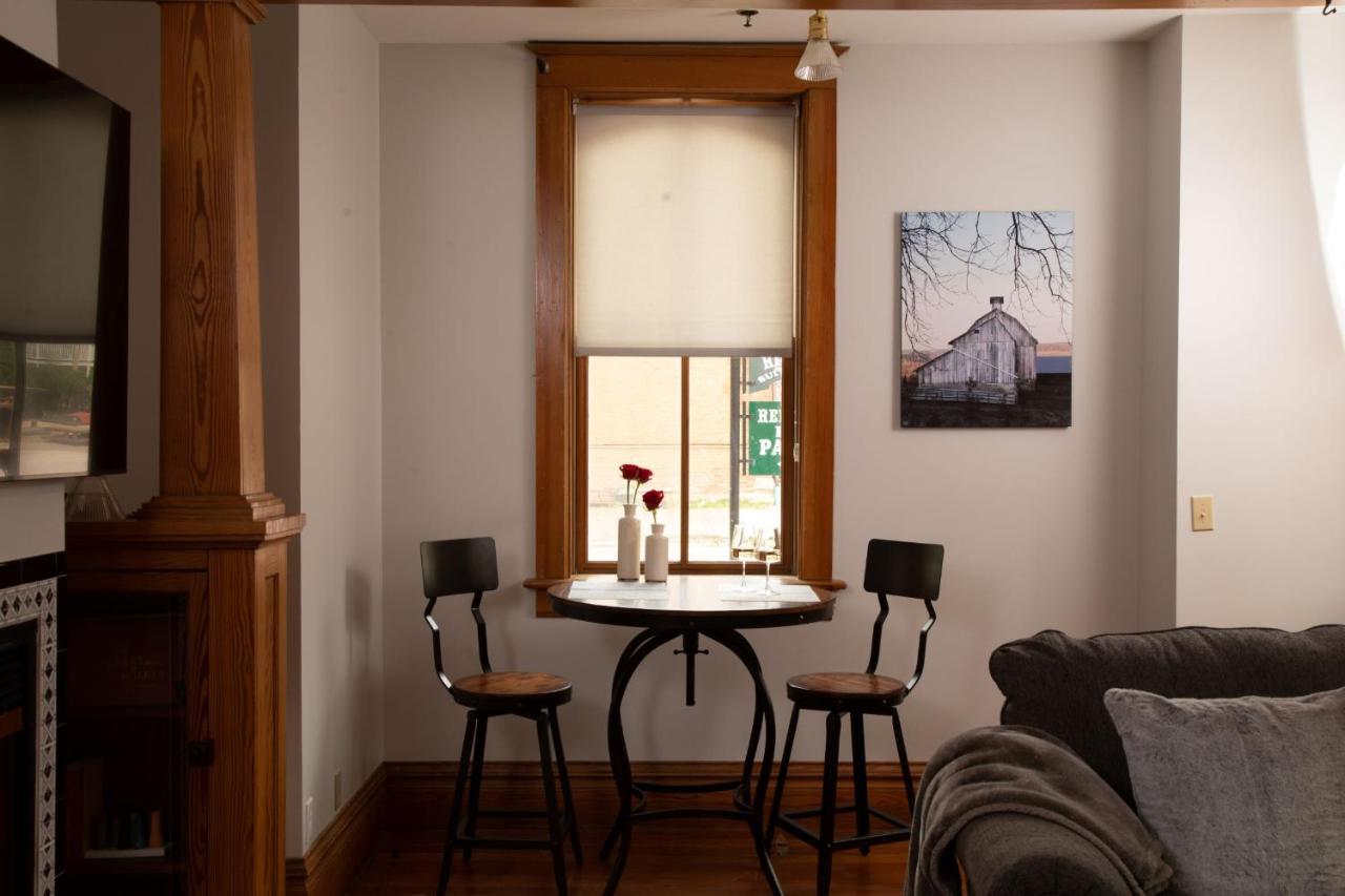 Riverboat Suites กาลีนา ภายนอก รูปภาพ